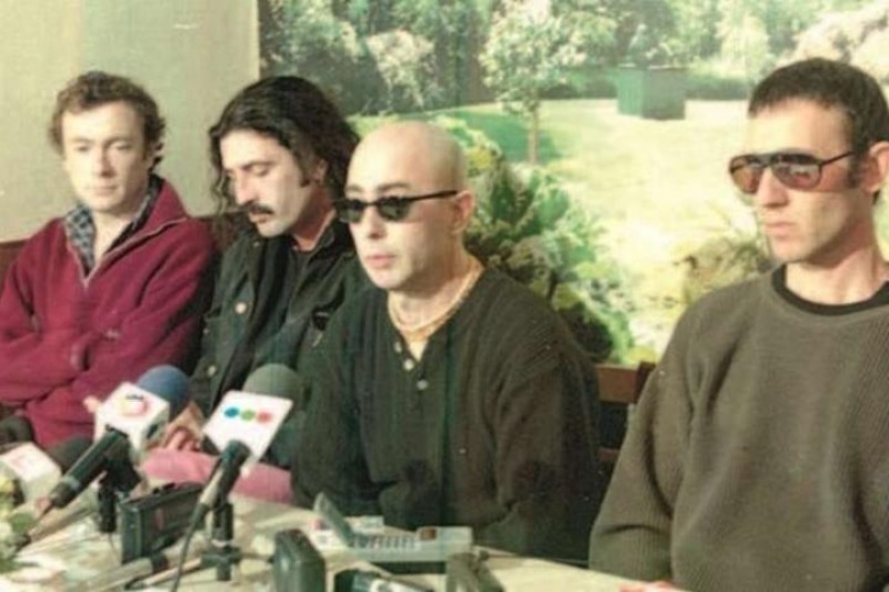 Lanzan un libro sobre la hist�rica conferencia de Los Redondos